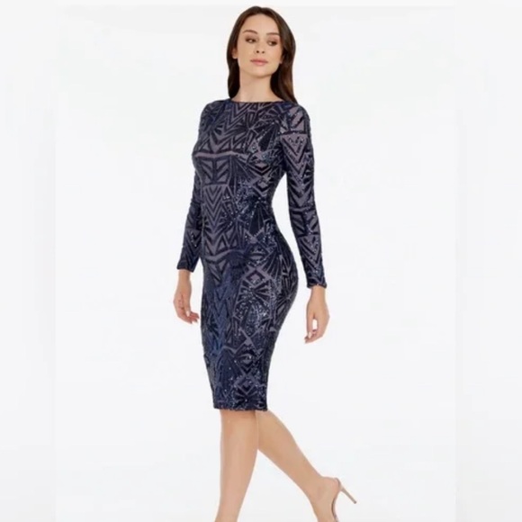 Gorgeous dress - Picture 3 of 11